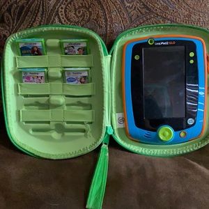 Gently used leap pad 2 glo with 4 games